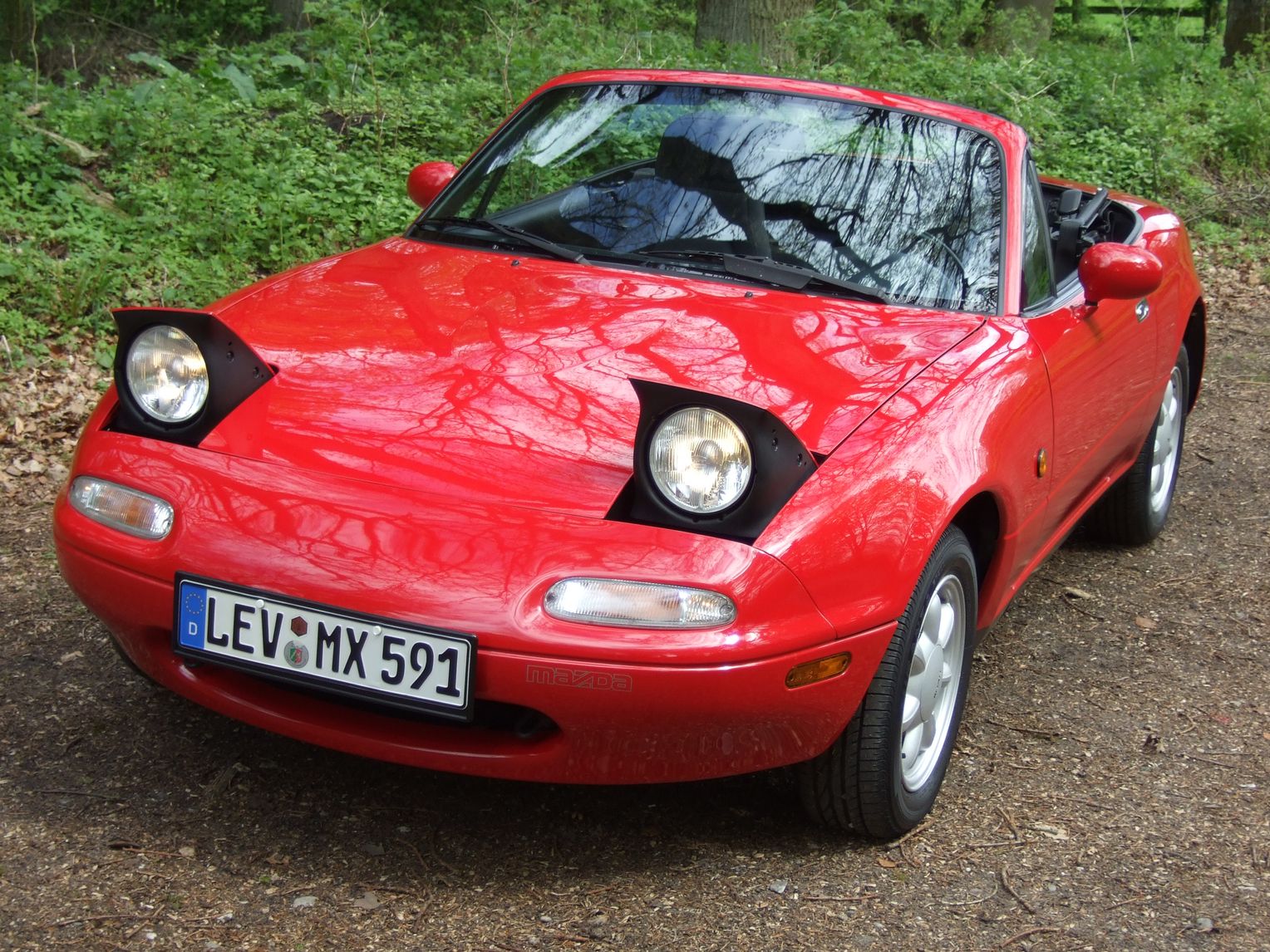 Mazda MX-5 rot